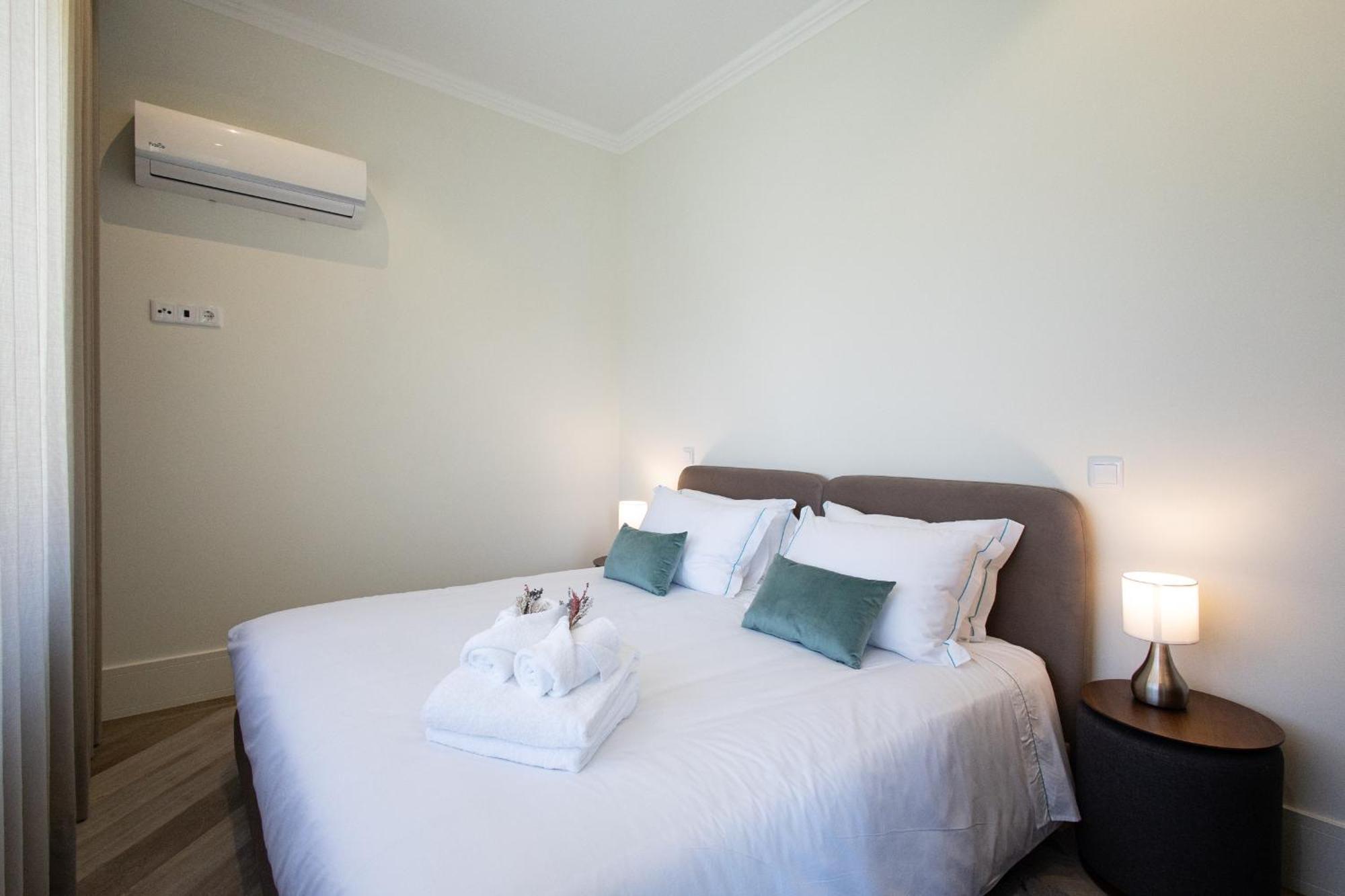 19 Nineteen Suites - Espinho Espinho  Habitación foto